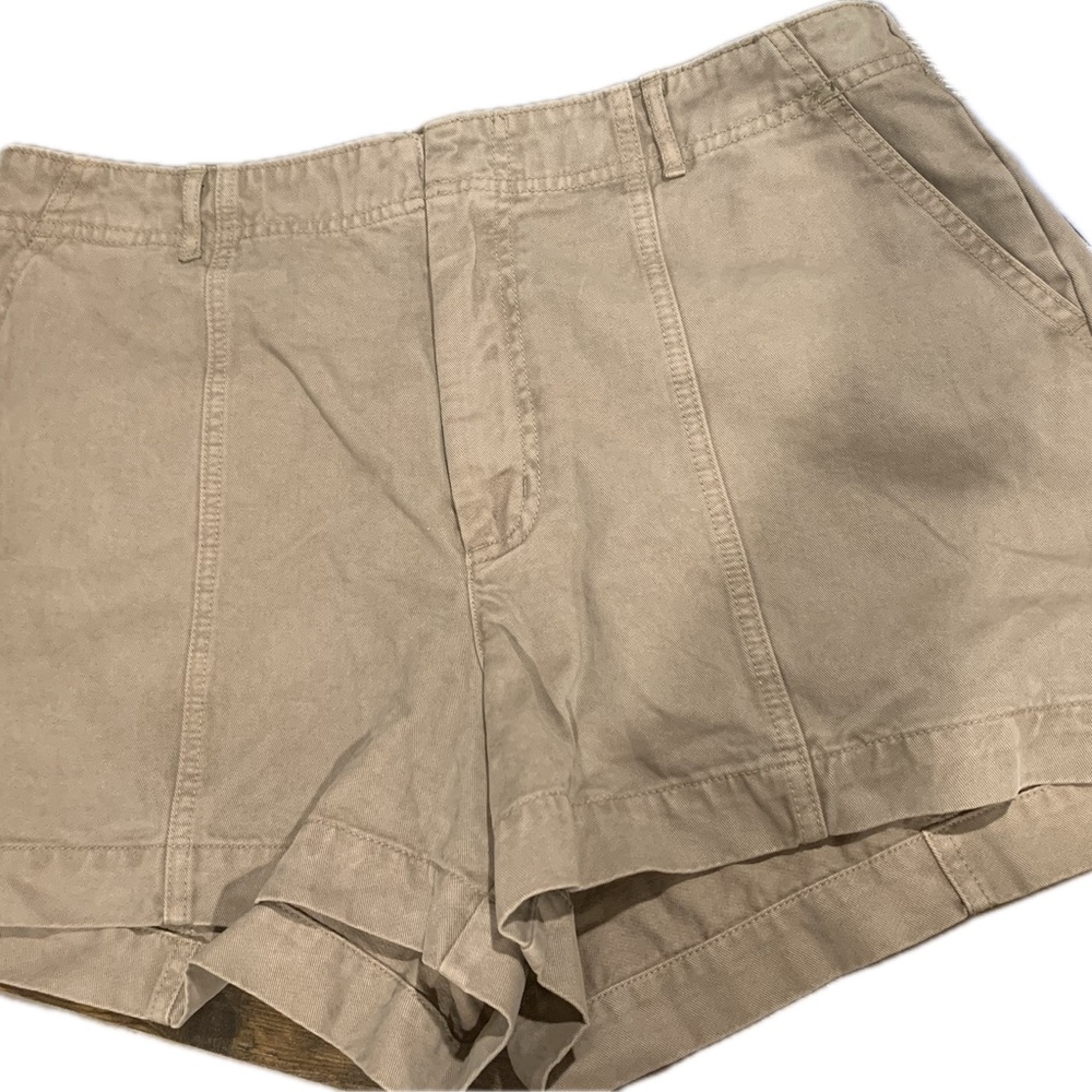 Universal Thread Tan Women Shorts